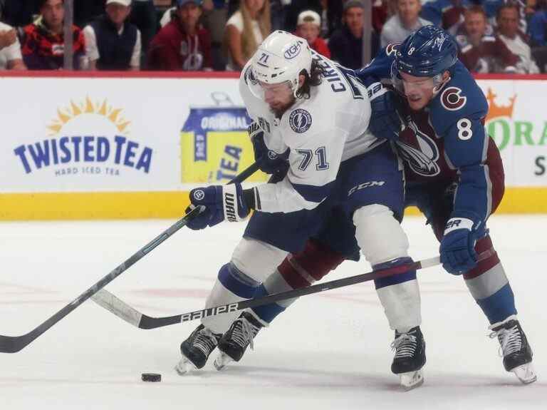 TRAIKOS : Pouce, pied et doigts cassés – les joueurs de hockey étaient prêts à jouer à travers tout ça