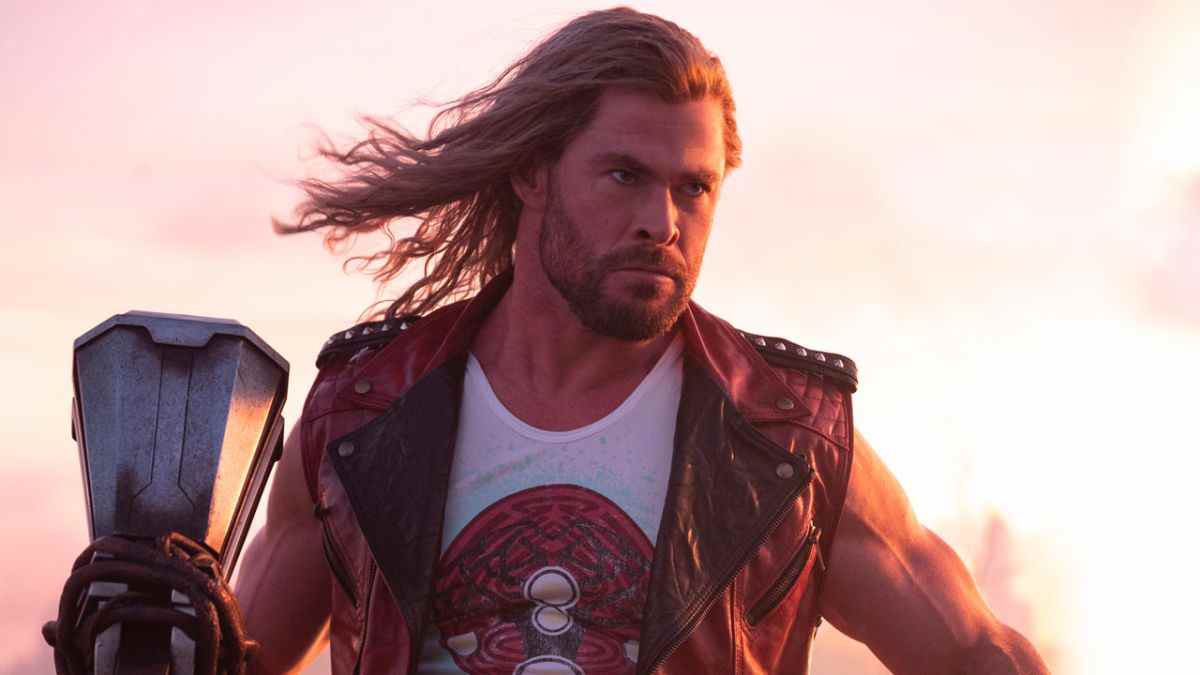 Thor: Love And Thunder affiche des chiffres de la taille de Thanos à l'échelle internationale, mais combien cela rapportera-t-il le week-end d'ouverture?
