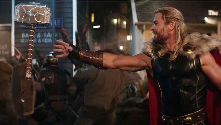 "Thor : Love And Thunder" continue son règne au box-office britannique
	
	
