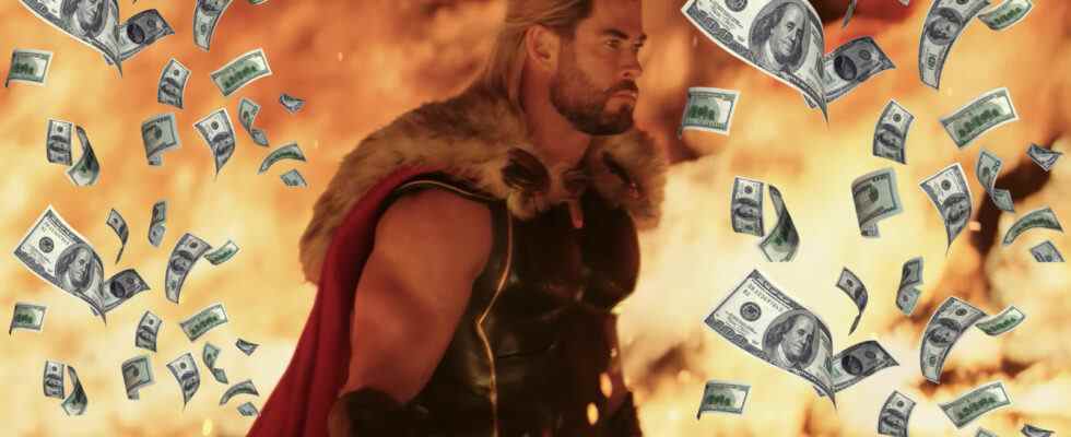 Thor: Love And Thunder en tête du box-office avec 143 millions de dollars, prouve que le MCU est maudit par son propre succès