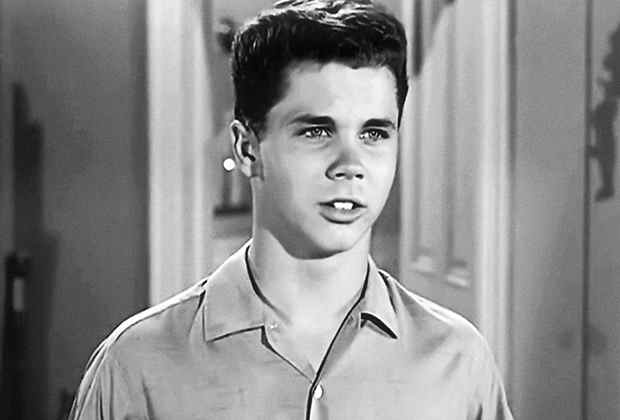 Tony Dow Alive: Laissez-le à Beaver Star Not Dead – Fausse déclaration