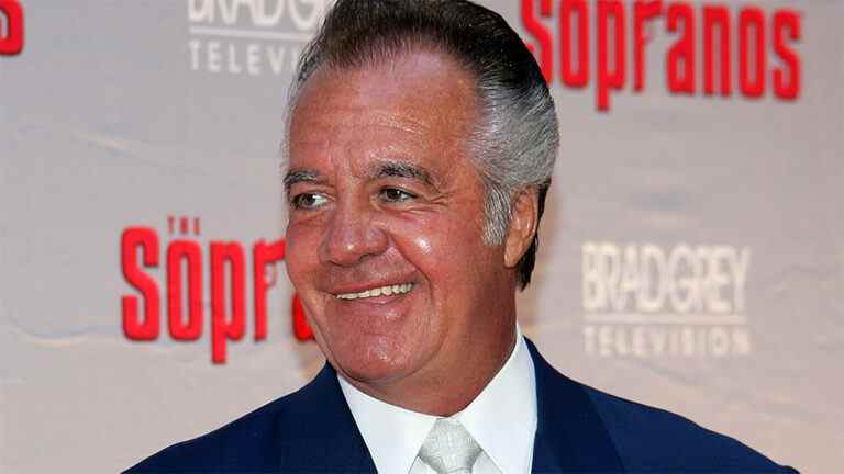 Tony Sirico, Paulie Walnuts sur 'The Sopranos', meurt à 79 ans Les plus populaires doivent être lus Inscrivez-vous aux newsletters Variety Plus de nos marques
	
	
