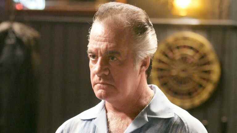 Tony Sirico, plus connu pour avoir joué Paulie Walnuts des sopranos, est mort à 79 ans
