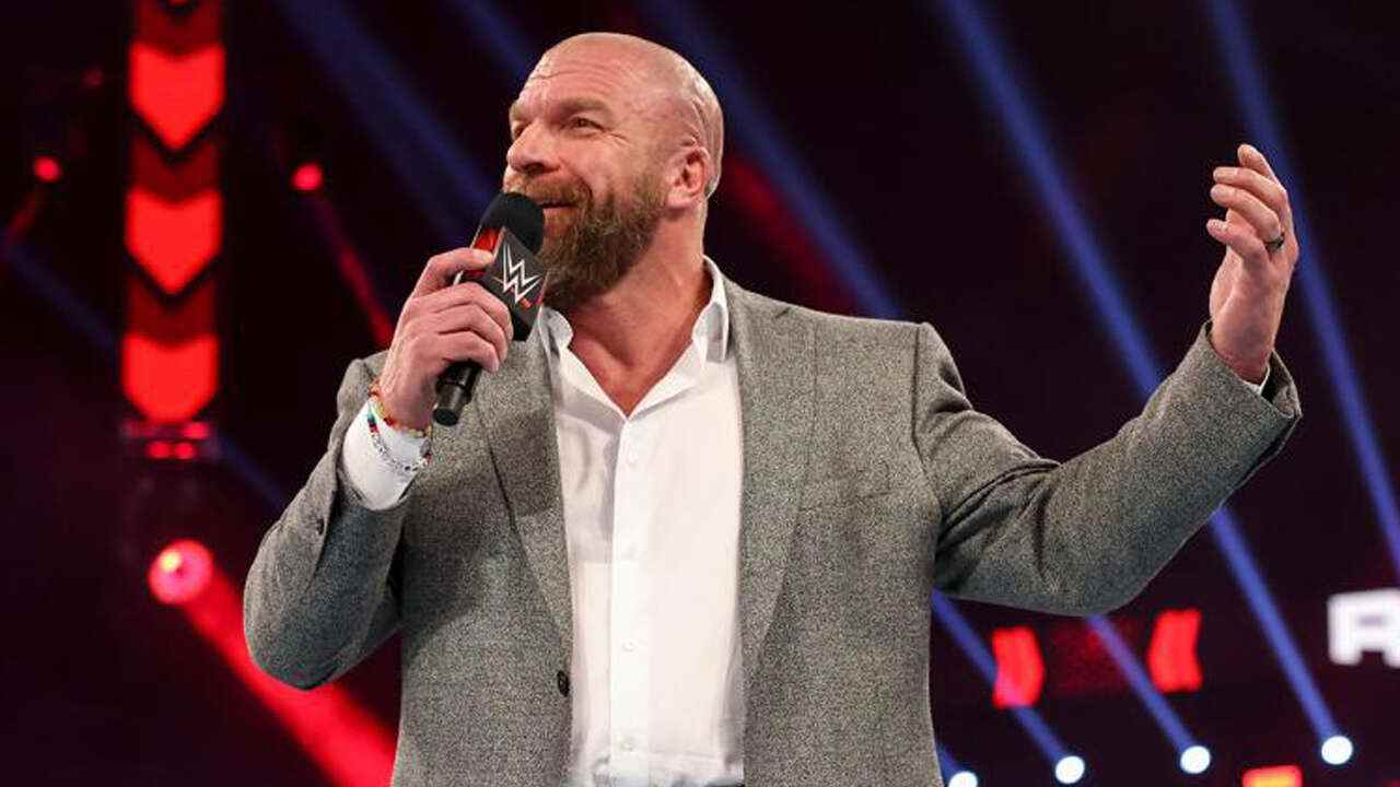 Triple H prend le contrôle de la WWE alors que les rôles de leadership changent
