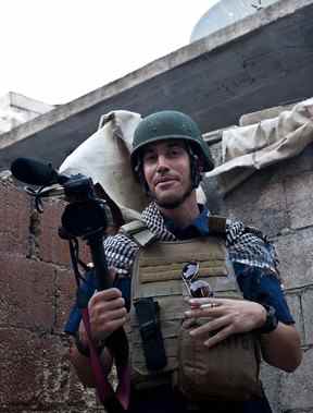 Une photo prise le 5 novembre 2012 à Alep montre le journaliste indépendant américain James Foley, 39 ans.