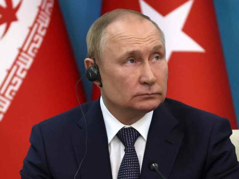 Vladimir Poutine s’agite dans une attente gênante pour Tayyip Erdogan avant les pourparlers