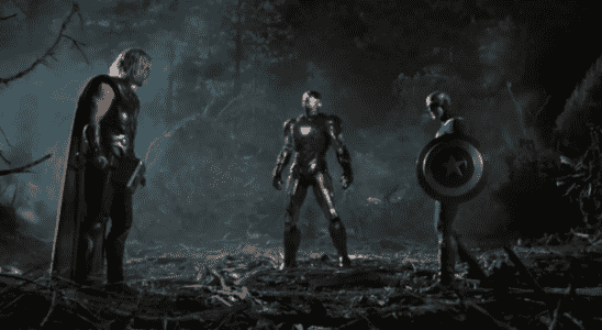 Chris Hemsworth, Robert Downey jr, and Chris Evans in The Avengers