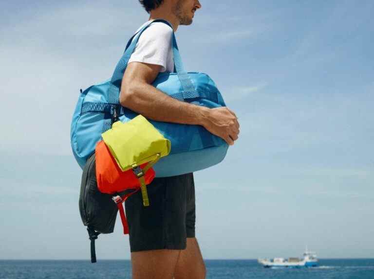 Les bagages Away lancent la ligne technique FAR : Essayés, testés et revus