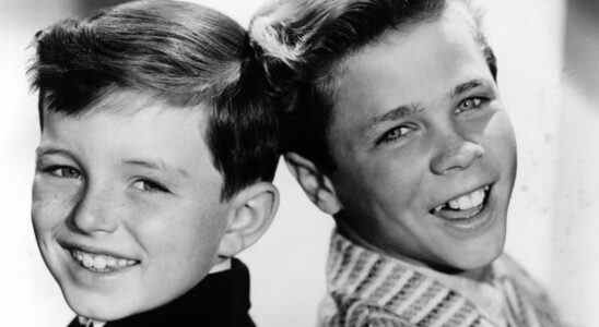 En souvenir de Tony Dow (Wally Cleaver), du retour de "Afraid of the Dark" et de "City on a Hill", "Naked" est gelé