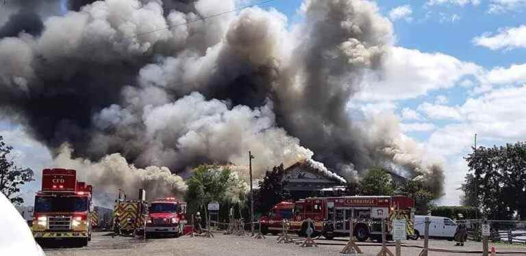 Un incendie massif détruit un restaurant historique et populaire de Cambridge