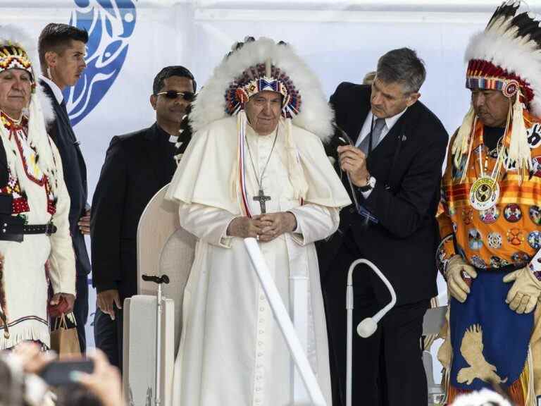 Le pape François dit avoir ressenti la douleur des peuples autochtones lors de son voyage au Canada