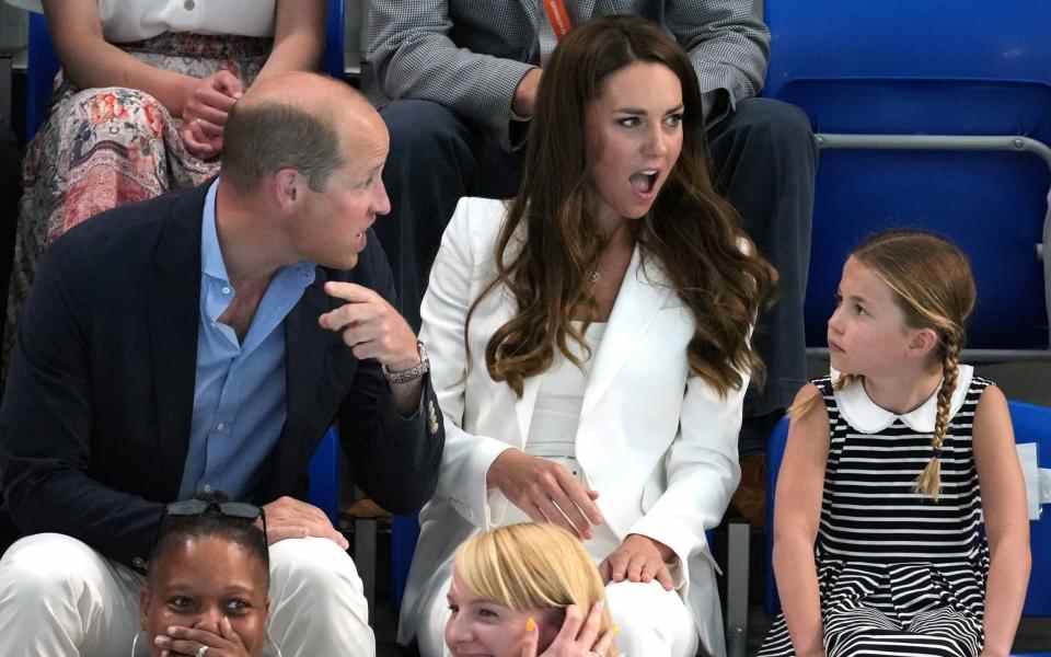 Le duc et la duchesse de Cambridge et la princesse Charlotte aux Jeux du Commonwealth - Jacob King/PA Wire