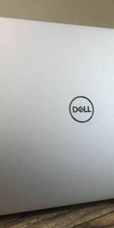 Dell suit Apple dans l’exploration des ordinateurs portables avec chargement sans fil inversé