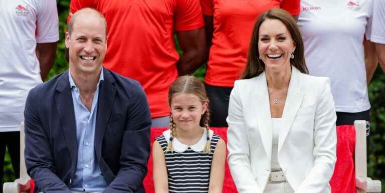 Kate Middleton et le prince William arrivent aux Jeux du Commonwealth avec la princesse Charlotte