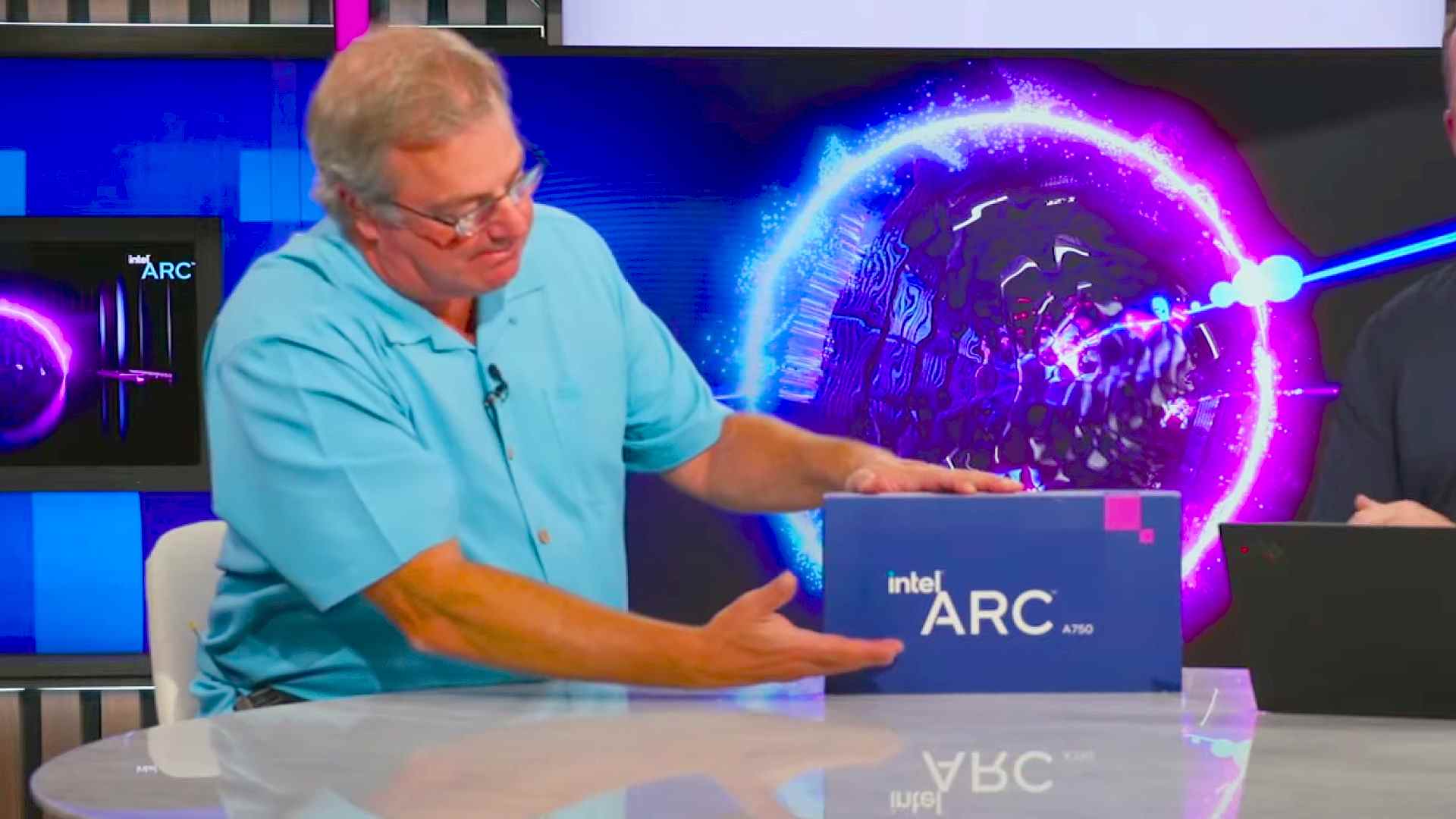 Intel oppose le GPU Arc A750 à Nvidia RTX 3060 dans une vidéo de présentation
