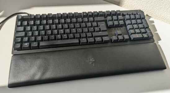 Test du Razer Huntsman V2 |  PCJeuxN