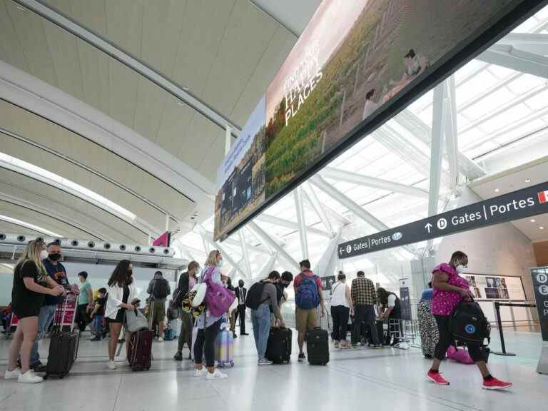 L’arriéré de plaintes des passagers augmente alors que le régulateur des compagnies aériennes fait face à une pénurie de personnel