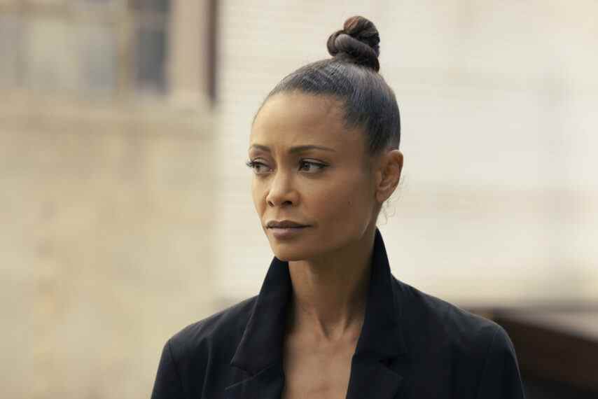 westworld saison 4 épisode 7, thandiwe newton comme maeve