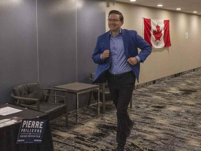 Pierre Poilievre est le chef préféré des conservateurs mais pas des Canadiens : Sondage