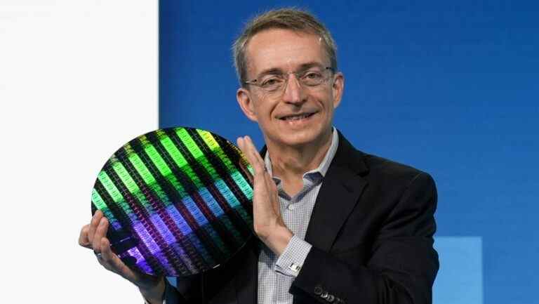 Intel CEO, Pat Gelsinger, with a 18A SRAM test wafer