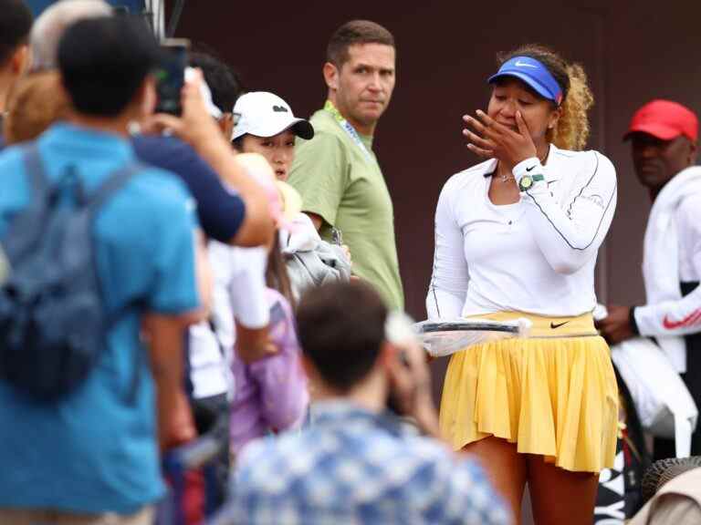 Naomi Osaka quitte le match d’ouverture de Toronto avec une blessure au dos