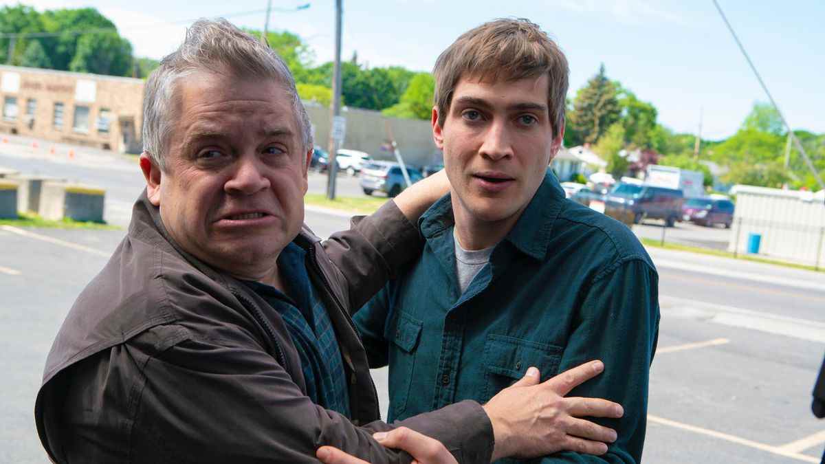 James Morosini et Patton Oswalt dans J'aime mon père