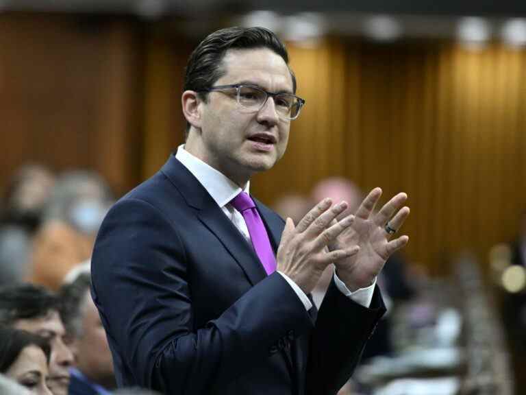 Pierre Poilievre est le chef préféré des conservateurs mais pas des Canadiens : sondage