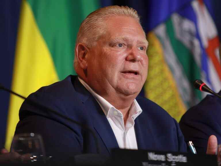 Ford de l’Ontario dit qu’il croit aux soins de santé publics mais qu’il doit «faire preuve de créativité»