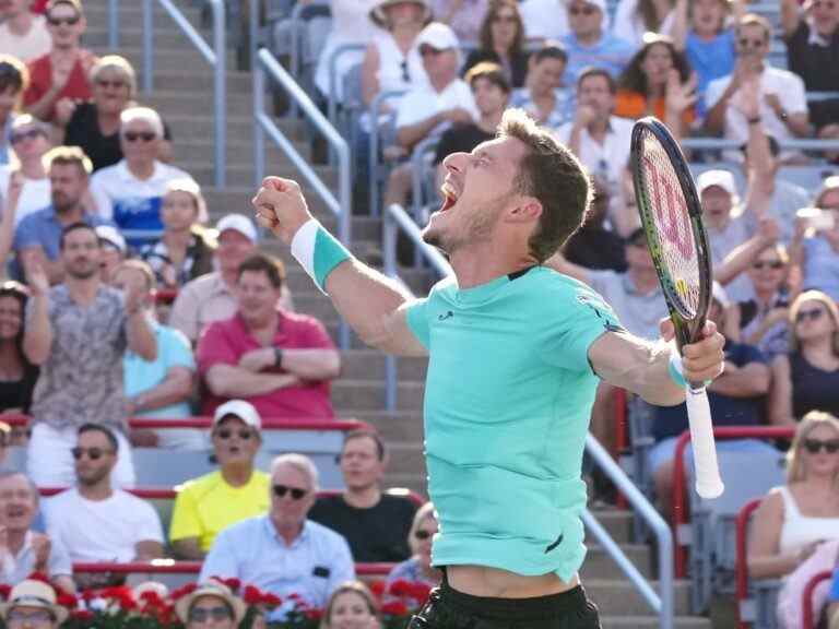 Pablo Carreno Busta bat Hubert Hurkacz pour remporter l’Omnium Banque Nationale