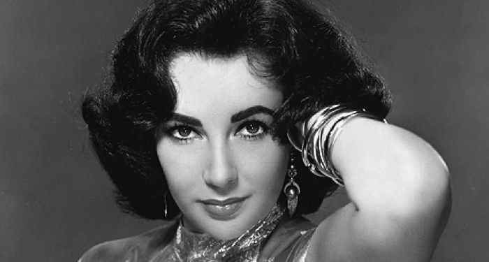 La vie livresque d’Elizabeth Taylor