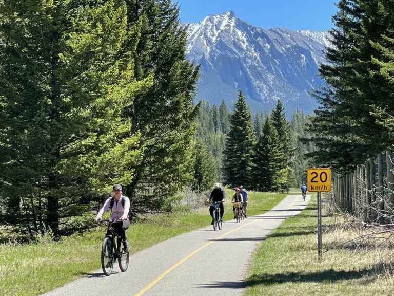 « Tu as tout gâché ! »  L’arrivée des vélos électriques à Banff suscite un tollé général