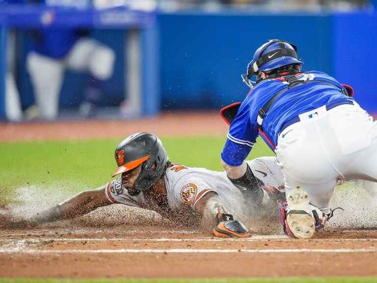 Les Blue Jays en chute libre ajoutent à la misère en se faisant coller en visitant les Orioles