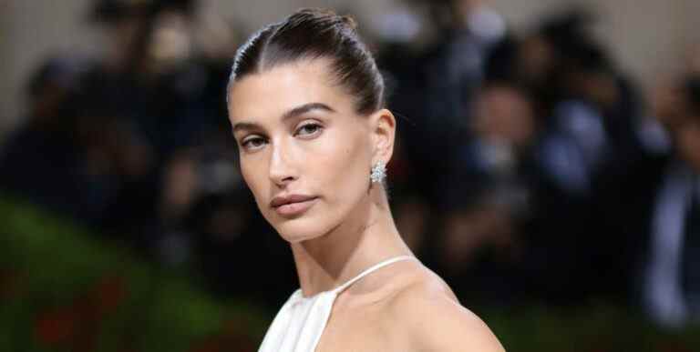 Hailey Bieber sur son lien avec la mode intrépide de la princesse Diana