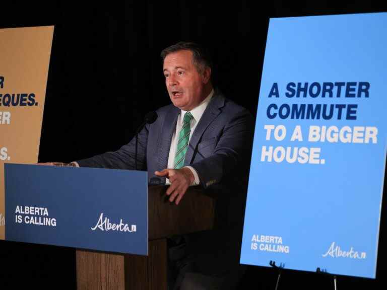 « L’Alberta appelle » : le premier ministre Kenney lance une campagne pour attirer des travailleurs qualifiés