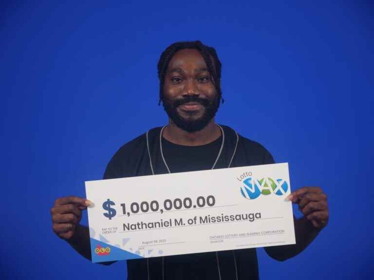 Un joueur de loto pour la première fois remporte un prix de 1 million de dollars au Lotto Max