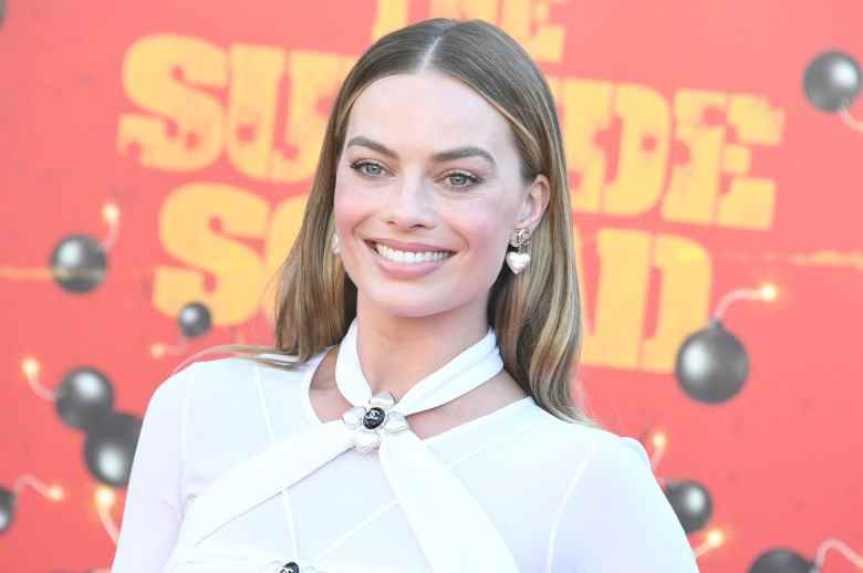 Margot Robbie arrive à la première mondiale de THE SUICIDE SQUAD qui s'est tenue au Regency Village Theatre de Westwood, en Californie, le lundi 2 août 2021. (Photo de Athanlee B. Mirador/Sipa USA)(Sipa via AP Images)