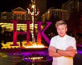 Gordon Ramsay devant Hell's Kitchen – fourni