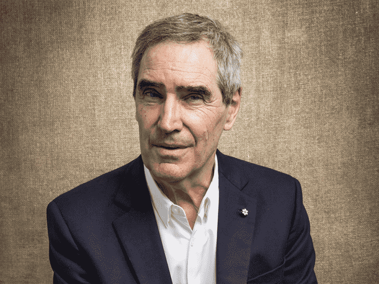 Michael Ignatieff sur son été en tant que petit journaliste dans une salle de presse enfumée d’une grande ville