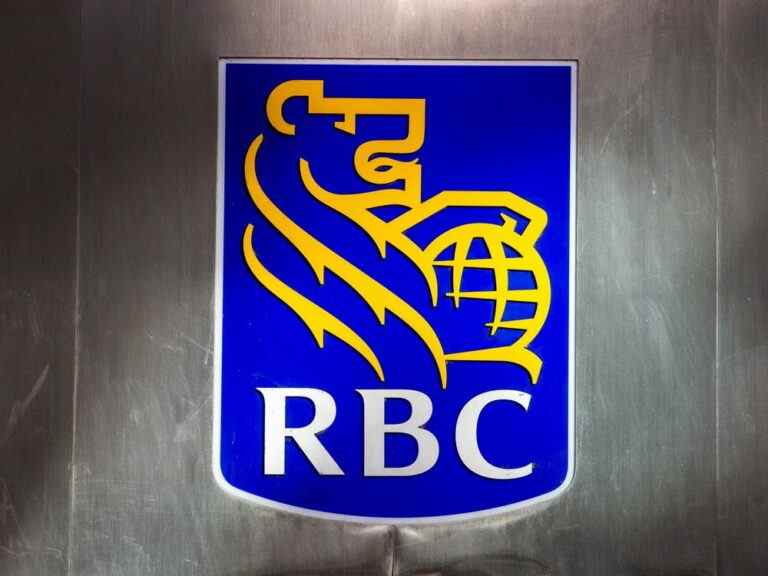 Les bénéfices de RBC glissent en raison de la volatilité des marchés et des provisions pour pertes sur prêts renforcées