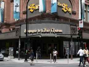 Un magasin La Baie d'Hudson au centre-ville de Montréal.