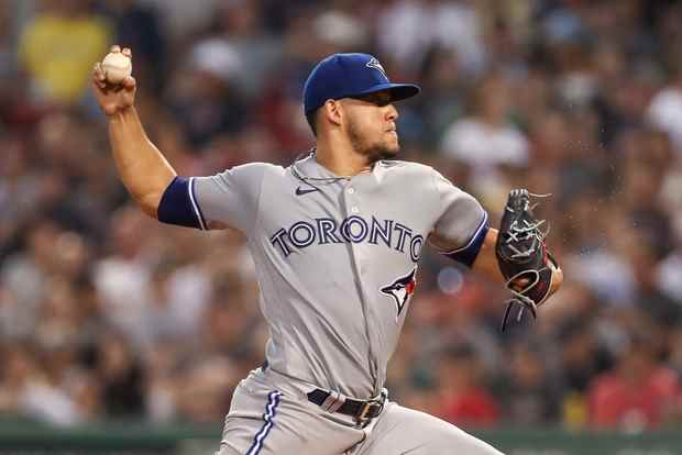 Une autre sortie solide de Jose Berrios aide les Blue Jays à gagner des manches supplémentaires