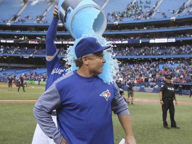 L’ancien manager des Jays, John Gibbons, un premier succès sur Twitter