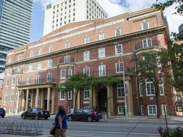 Les loyers sont si élevés à Toronto que les étudiants vivent dans des refuges pour sans-abri