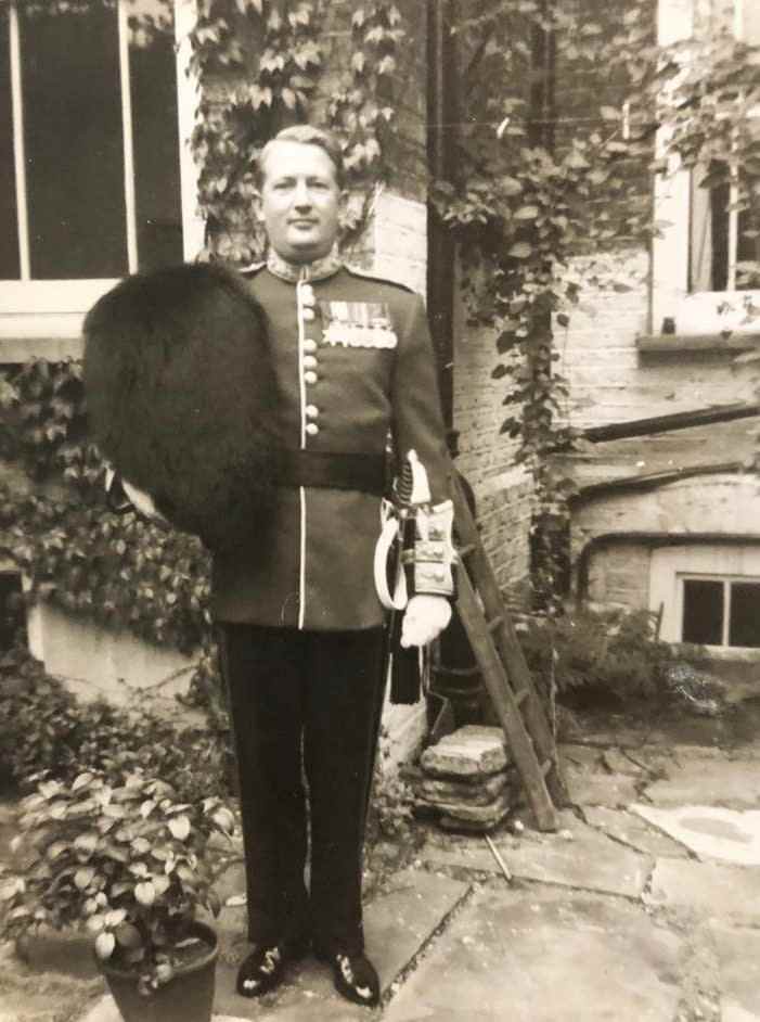 Bland en uniforme des Scots Guards