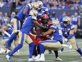 Jeudi, le gang des Blue Bombers s'attaquera au porteur de ballon des Stampeders Ka'Deem Carey.