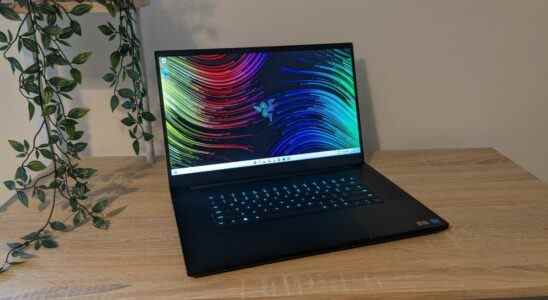 Razer Blade 17 gaming laptop