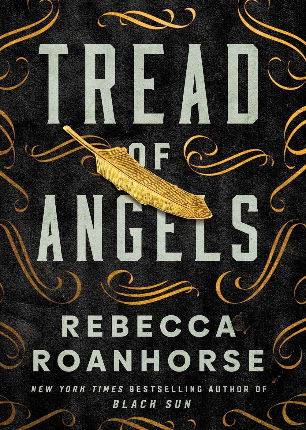 Couverture de Tread of Angels de Rebecca Roanhorse, avec une plume dorée