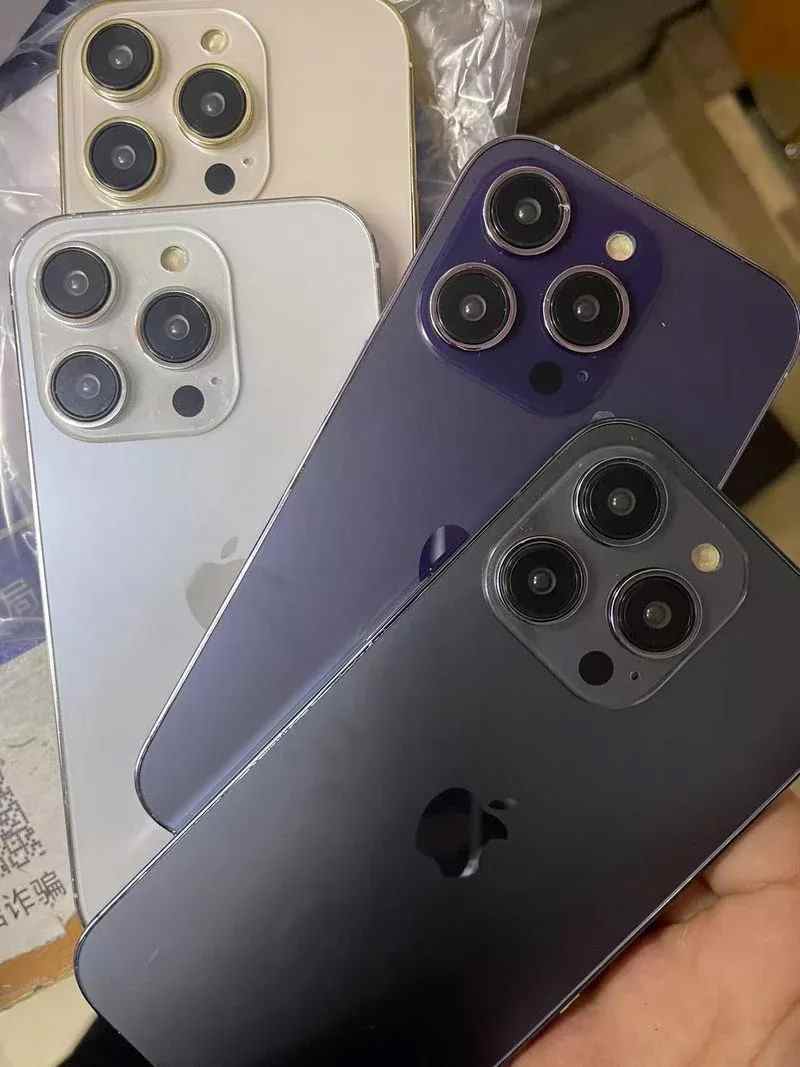 iPhone 14 Pro en plusieurs couleurs, dont le nouveau violet