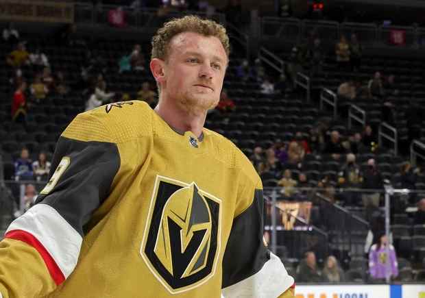 TRAIKOS: Jack Eichel dit que les Golden Knights ont « une puce sur notre épaule »