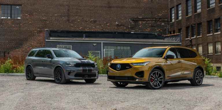 Acura MDX Type S 2022 vs Dodge Durango SRT 392 2022